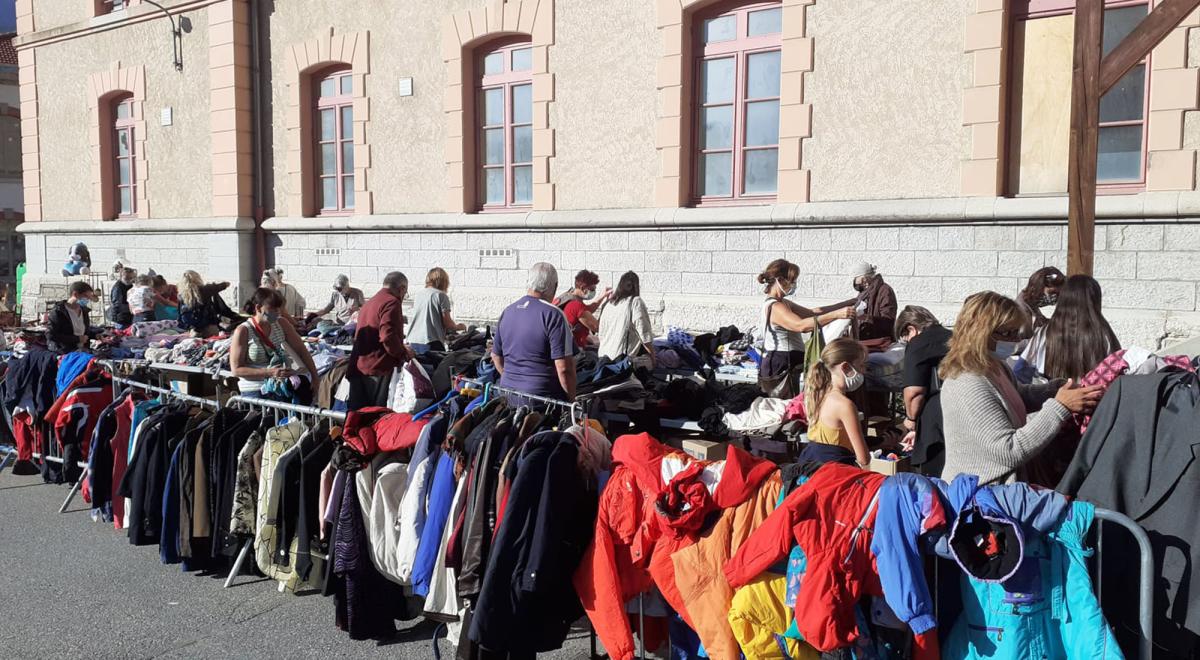 Braderie de l'Estella à Barcelonnette - Braderie de l'Estella