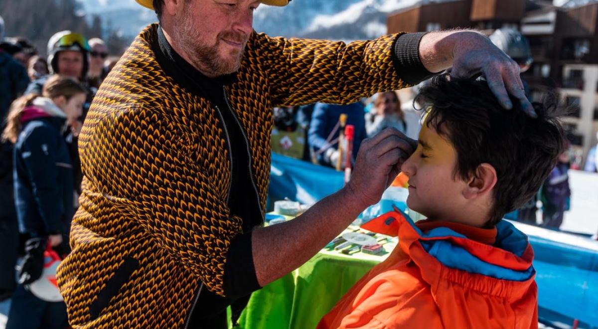 Carnaval - Stand maquillage - Carnaval - Stand maquillage