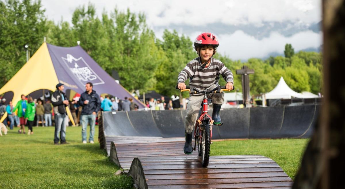 Village Outdoormix Festival - Village Outdoormix Festival