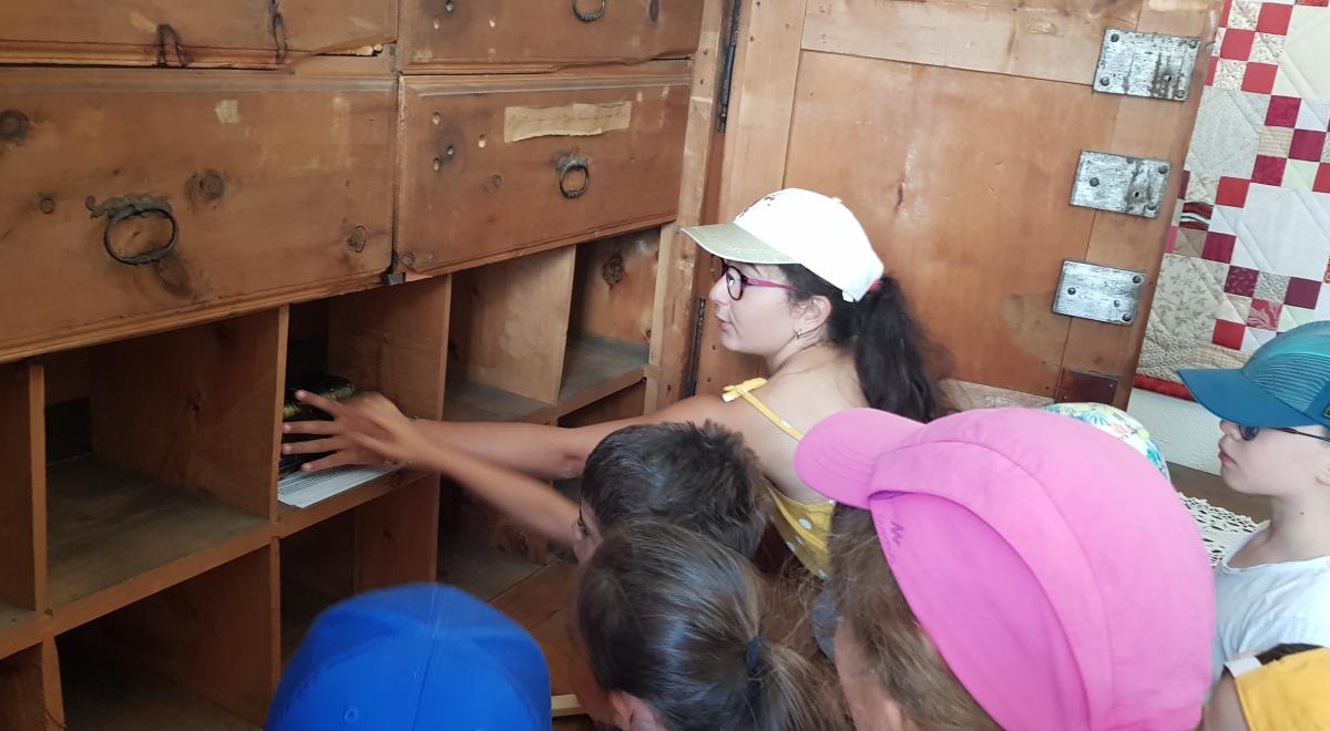 Enquête animée : L'armoire aux 8 serrures_Château-Ville-Vieille - Enquête animée : L'armoire aux 8 serrures_Château-Ville-Vieille