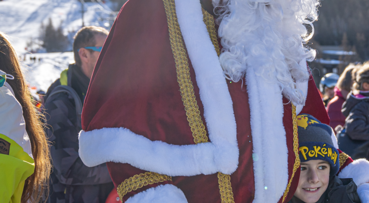 Arrivée du Père Noël_Les Orres - Arrivée du Père Noël_Les Orres