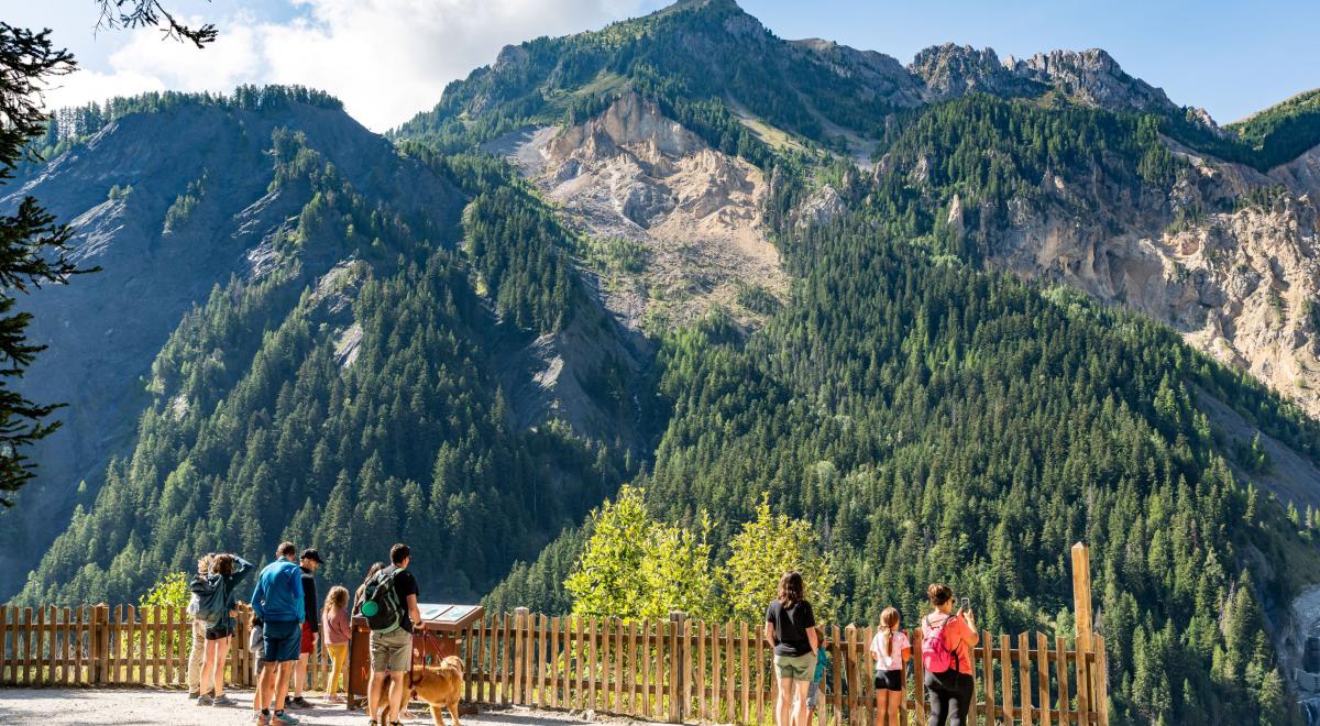 Les petits explorateurs et les légendes de la Fontaine de l'Ours_Crots - Les petits explorateurs et les légendes de la Fontaine de l'Ours_Crots