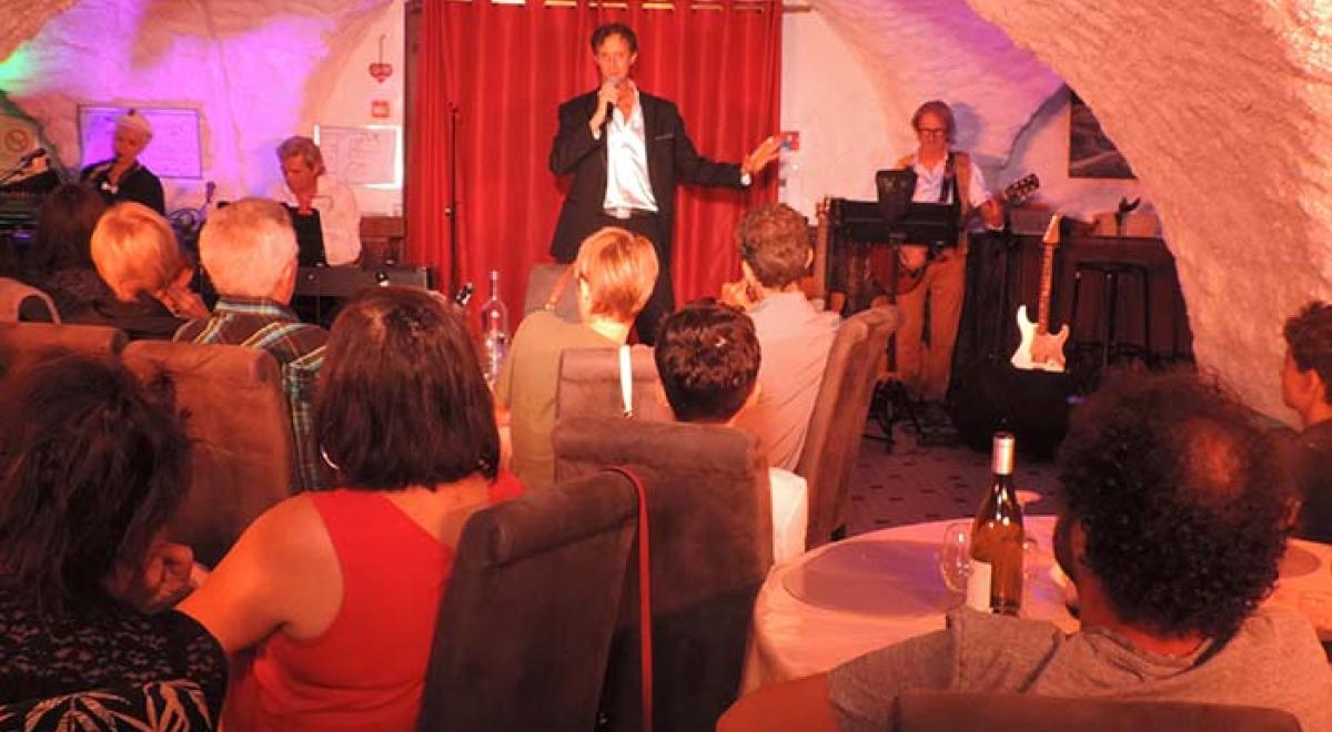 Déjeuner &amp; diner spectacle au Gîte 05 - Déjeuner &amp; diner spectacle au Gîte 05