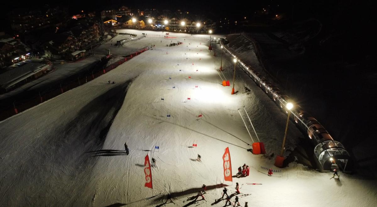 Nocturne Slalom parallèle by ESF_Les Orres - Nocturne sur piste éclairée