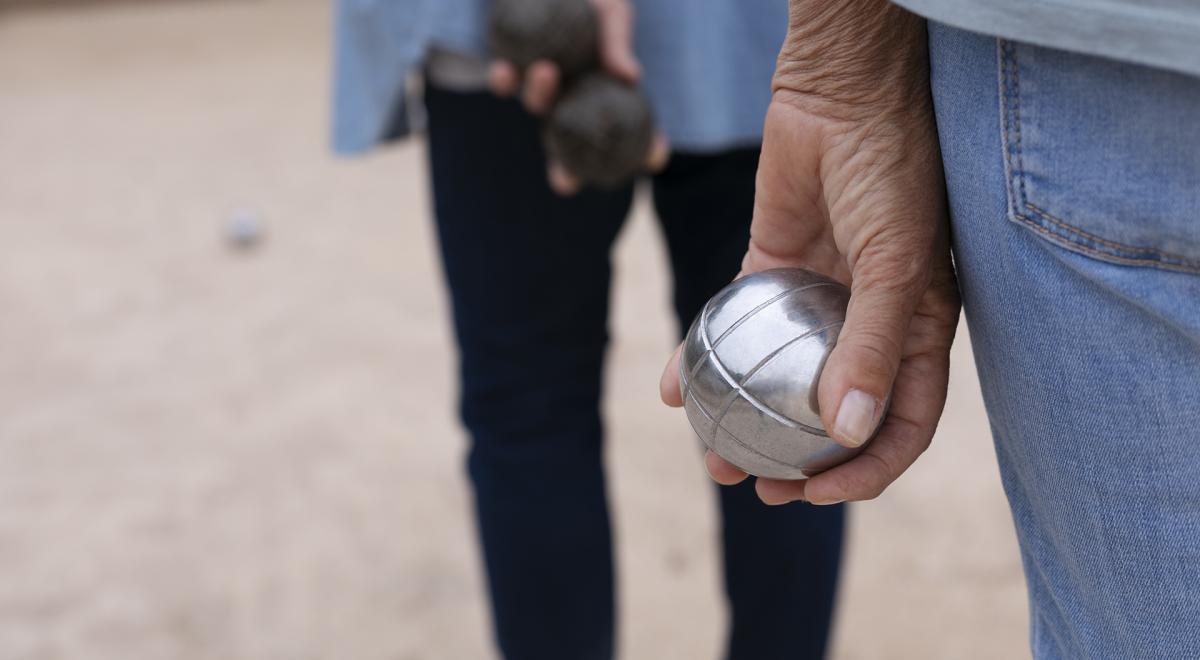 Tu tires ou tu pointes - Le Sauze 1400 - Partie de pétanque