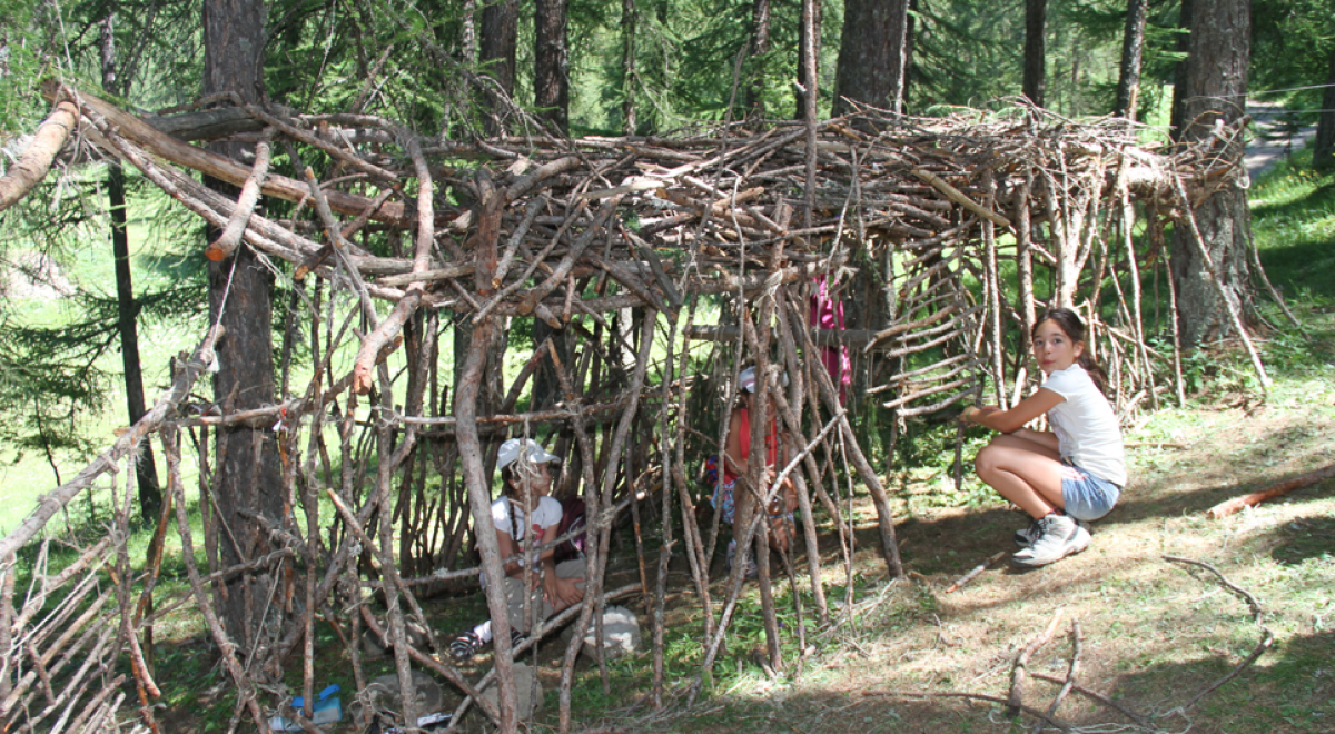 Decouverte de l'escalade indoor et cabane dans la foret au Club enfants_Les Orres - Decouverte de l'escalade indoor et cabane dans la foret au Club enfants_Les Orres