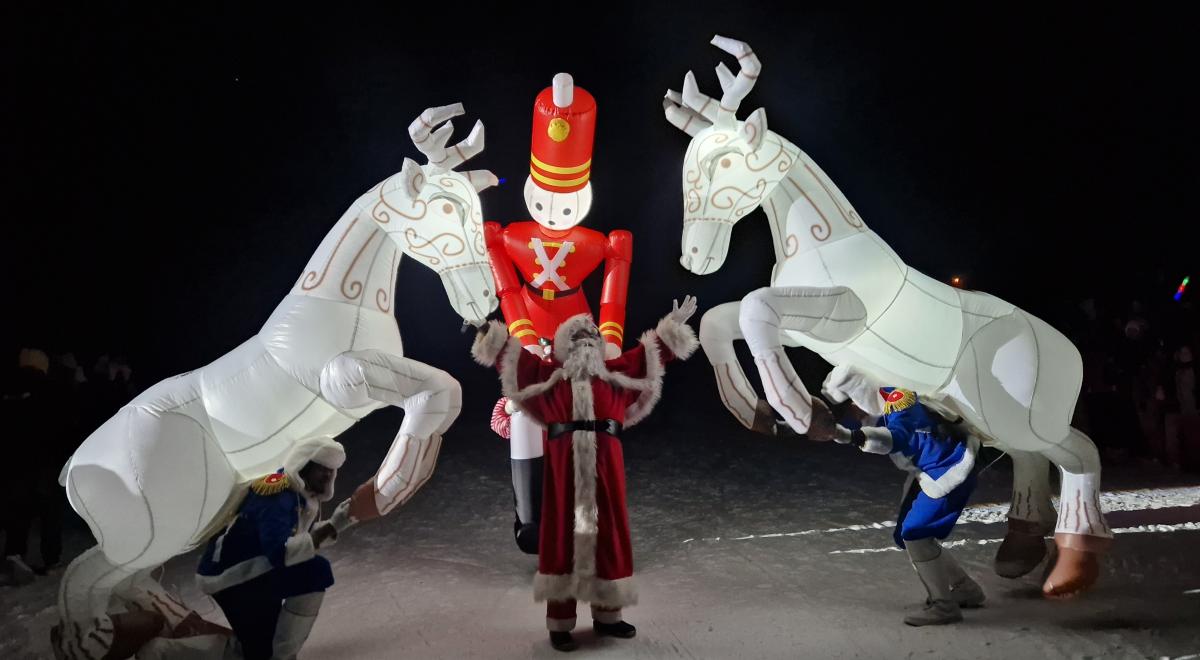 Déambulation : Les rennes de Noël_Les Orres - Déambulation : Les rennes de Noël_Les Orres