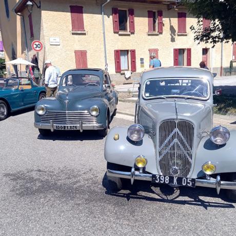 Rassemblement motos et autos anciennes les Déjantés d'Ubaye - La Condamine-Châtelard
