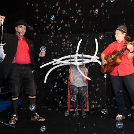 Spectacle "Le faiseur de tours"_Le Sauze 1400