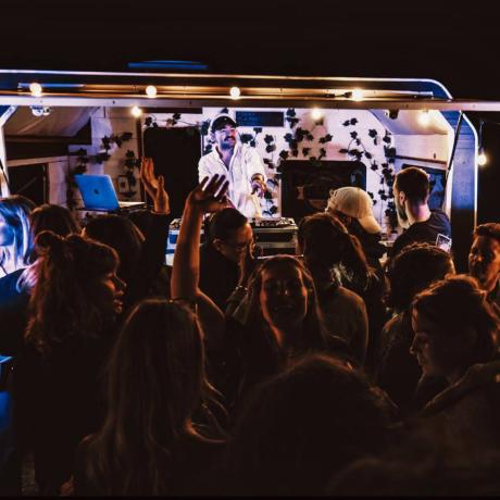 Concert DJ Truck "Mémé Chut"_Barcelonnette